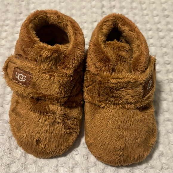 UGG Other - Baby UGG Box we Booties Chestnut Brown Size 2/3 Fall Winter Christmas Halloween